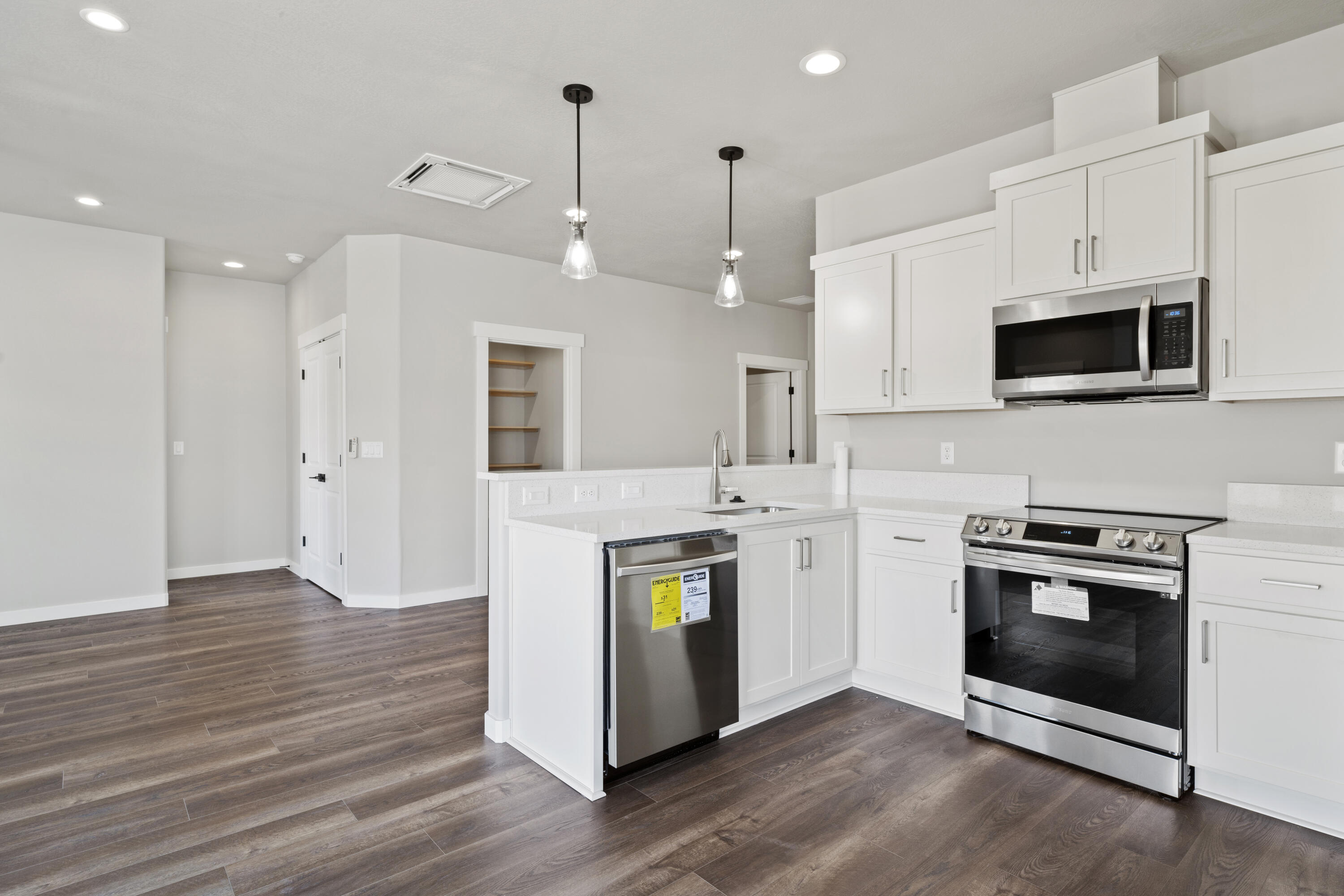 Oak Valley - Residential