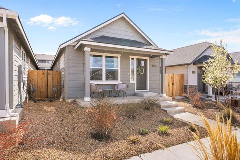 2552 NW Teak Avenue Redmond OR 97756