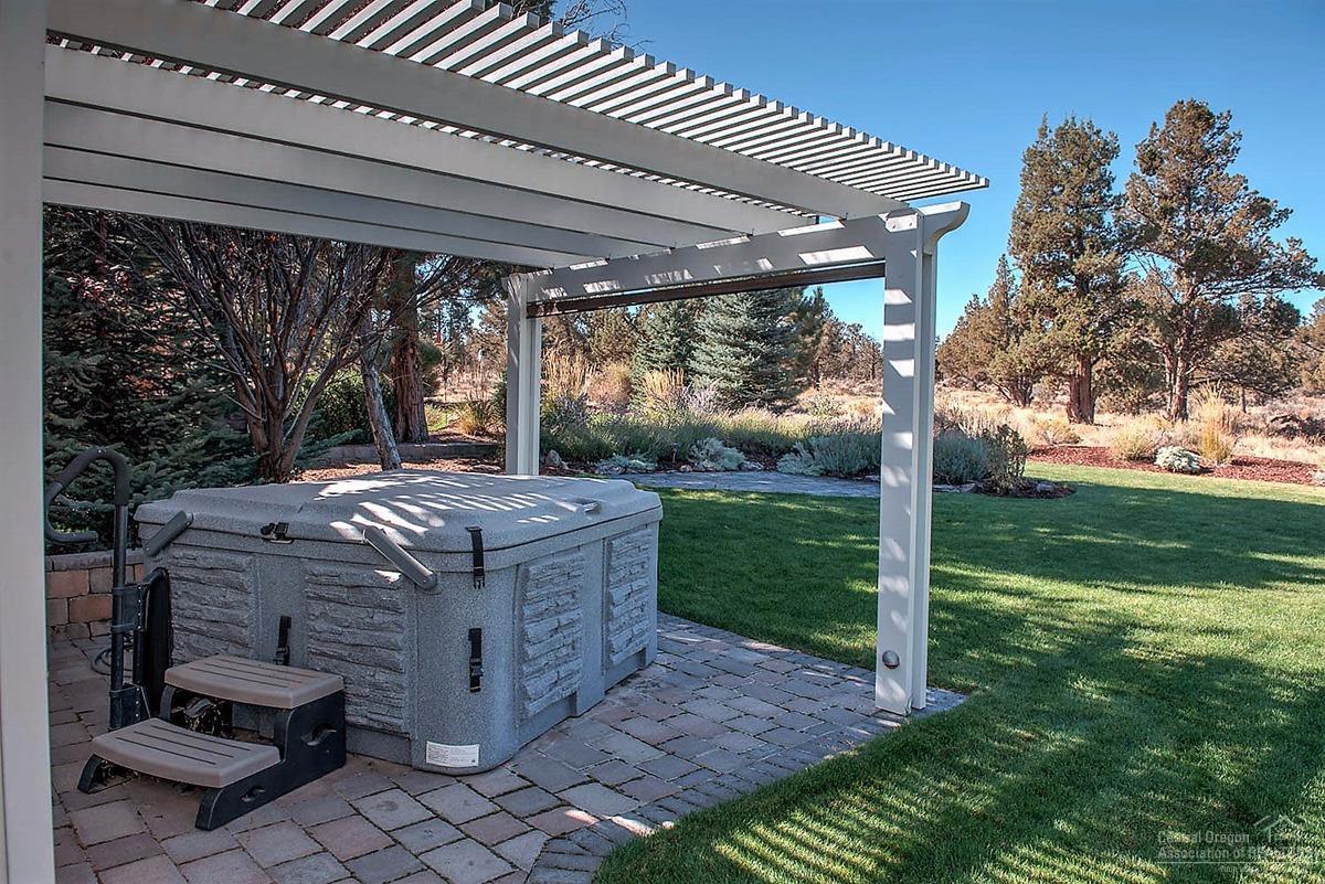 Eagle Crest - Residential