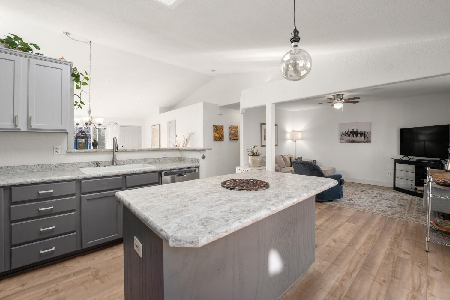 Terrango Glen - Residential