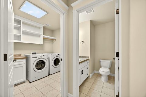 Tiny photo for 1293 Poppy Ridge Drive, Eagle Point, OR 97524 (MLS # 220211508)