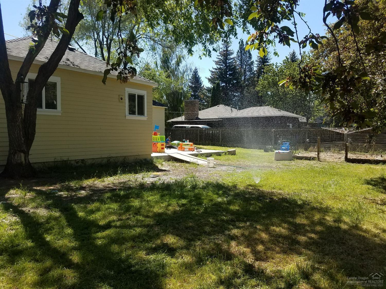 1st Addition Bend Pk - Residential