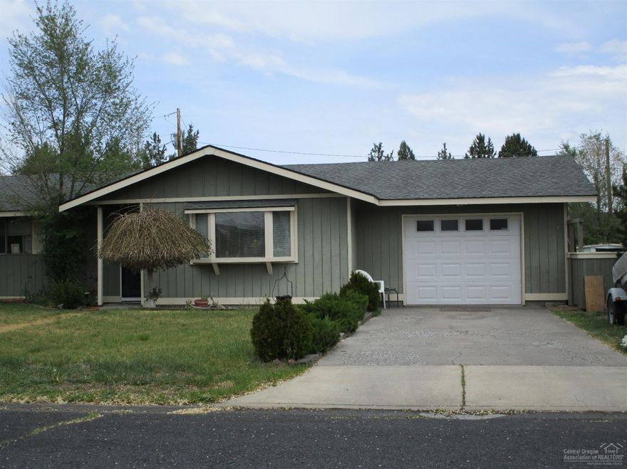 Cute, neat and tidy,updated home with large fenced back yard, convenient location to shopping, schools and much more.