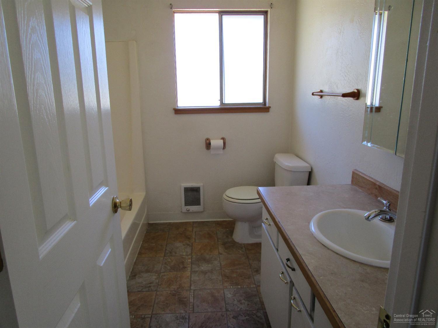 South Moreland Acres - Residential