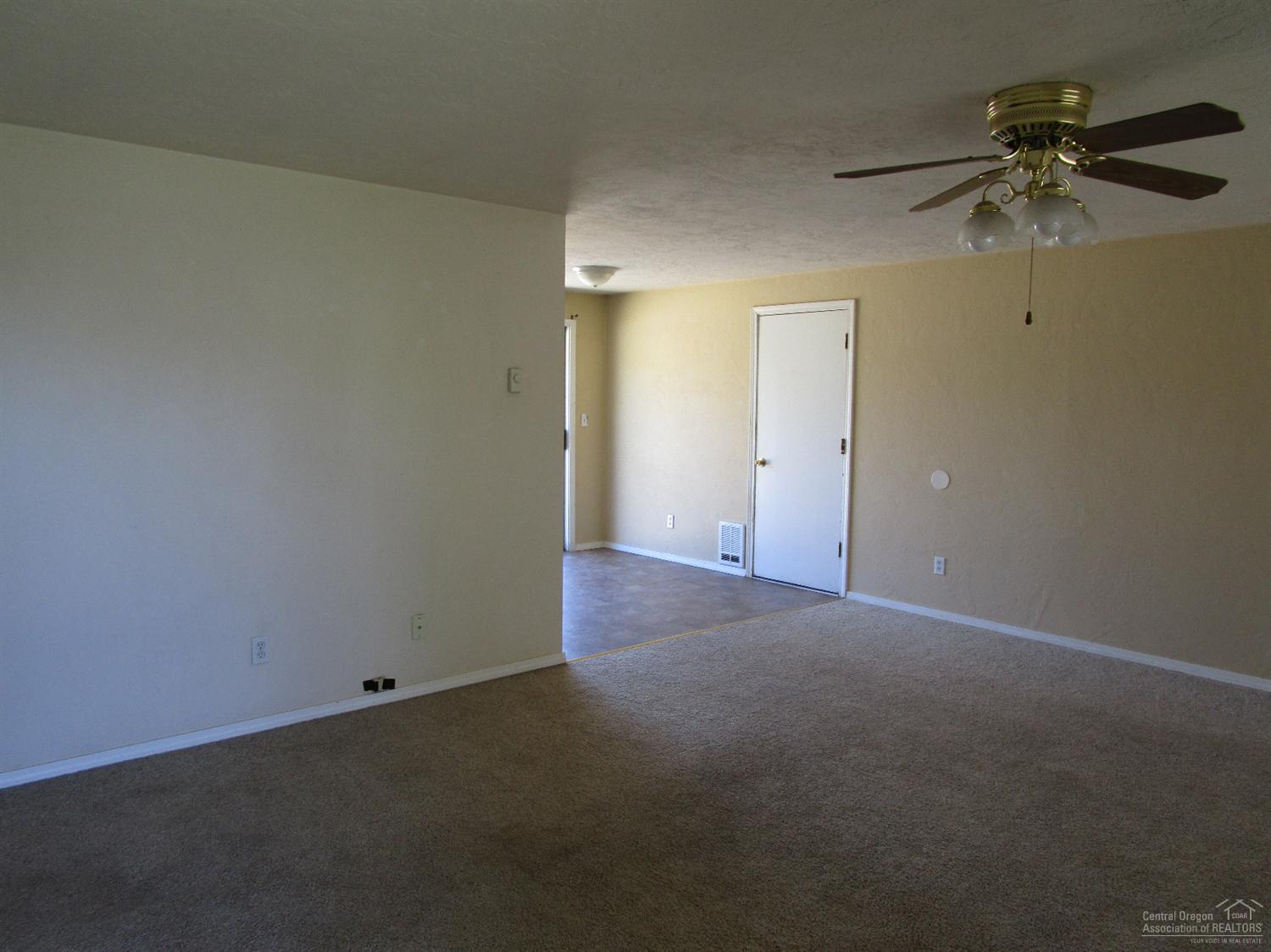 South Moreland Acres - Residential