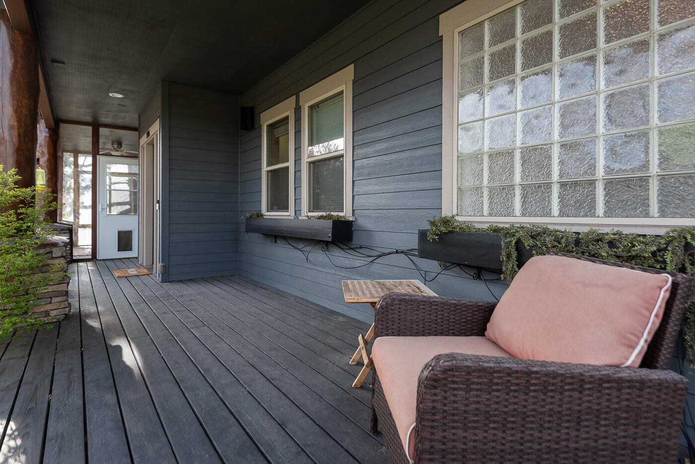 2936 NE Red Oak Drive