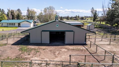 Tiny photo for 9101 NW 31st Street, Terrebonne, OR 97760 (MLS # 220212850)