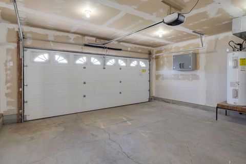 Tiny photo for 9101 NW 31st Street, Terrebonne, OR 97760 (MLS # 220212850)