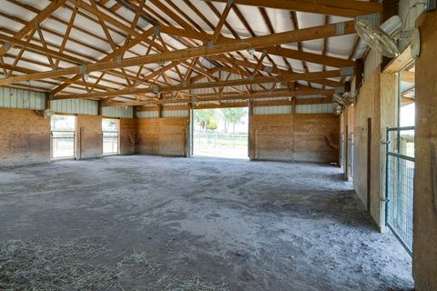 Tiny photo for 9101 NW 31st Street, Terrebonne, OR 97760 (MLS # 220212850)