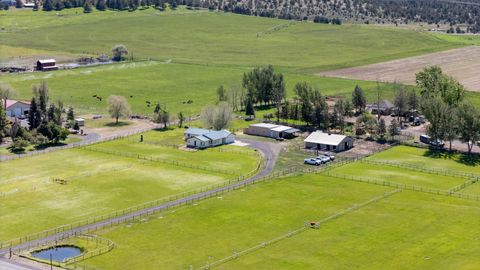 Photo of 9101 NW 31st Street, Terrebonne, OR 97760 (MLS # 220212850)