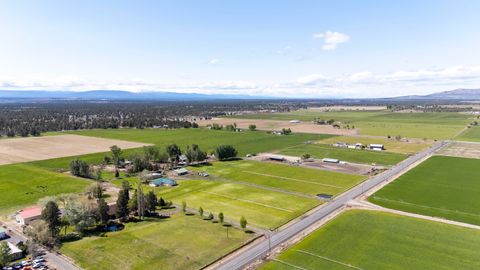 Tiny photo for 9101 NW 31st Street, Terrebonne, OR 97760 (MLS # 220212850)