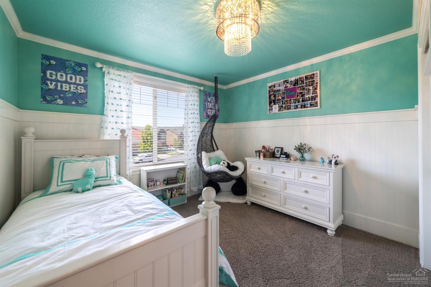 Lava Ridges - Residential