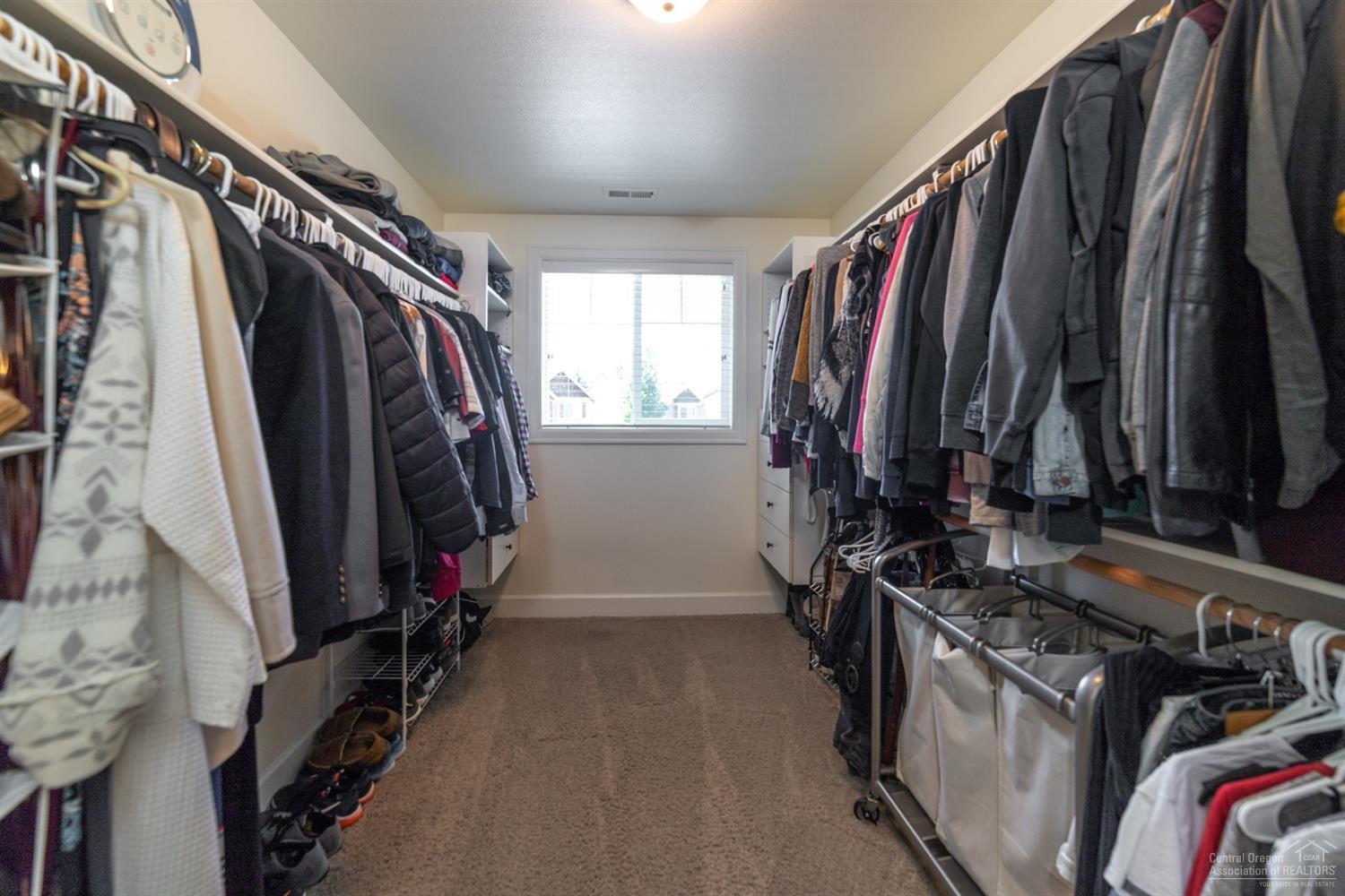 Lava Ridges - Residential