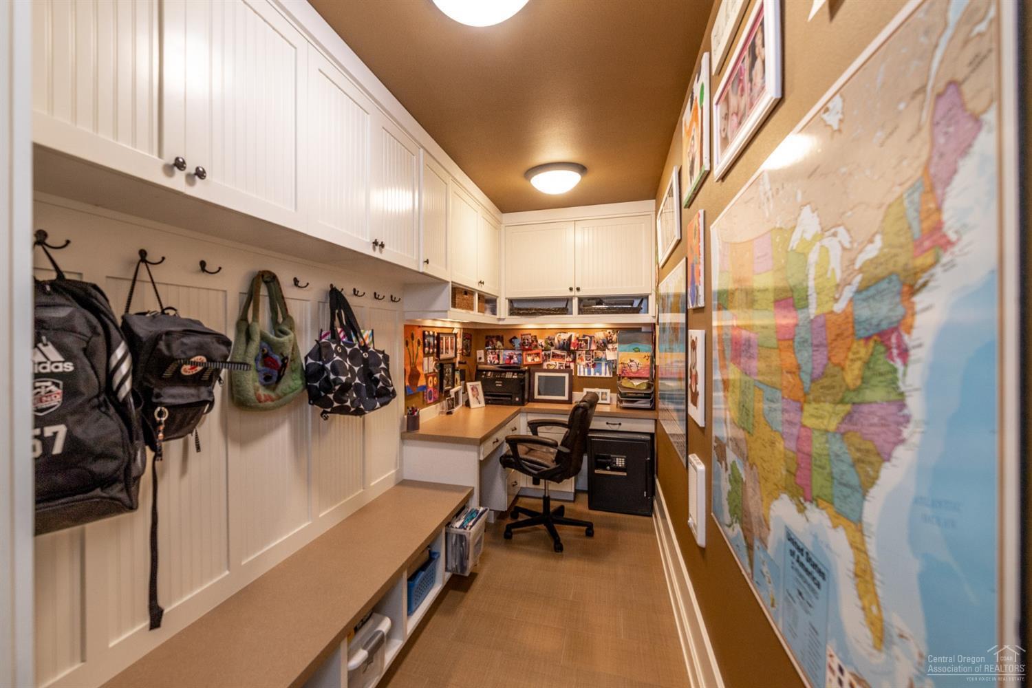 Lava Ridges - Residential