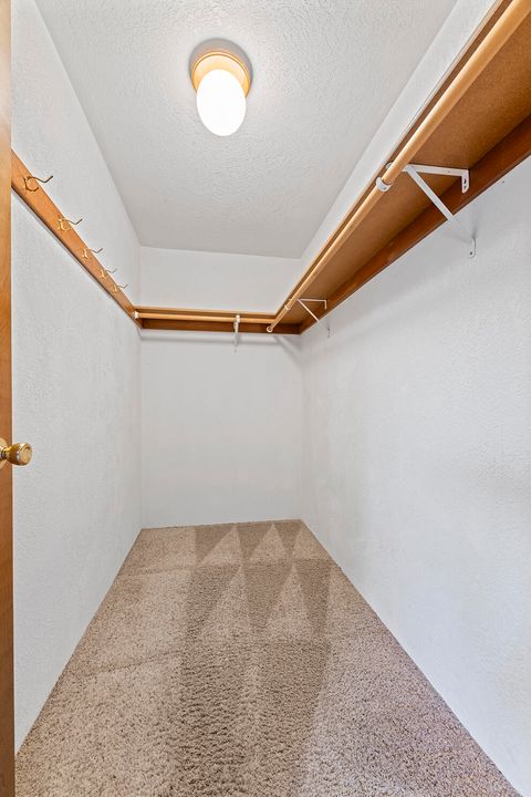 Tiny photo for 108 Meadow View Drive, Phoenix, OR 97535 (MLS # 220214943)