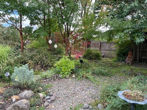 Tiny photo for 108 Meadow View Drive, Phoenix, OR 97535 (MLS # 220214943)