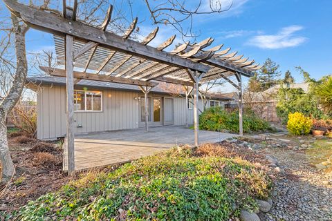 Tiny photo for 108 Meadow View Drive, Phoenix, OR 97535 (MLS # 220214943)