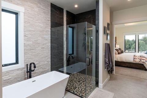 Tiny photo for 62825 Montara Drive, Bend, OR 97701 (MLS # 220215387)