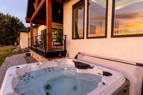 Tiny photo for 62825 Montara Drive, Bend, OR 97701 (MLS # 220215387)