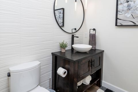 Tiny photo for 62825 Montara Drive, Bend, OR 97701 (MLS # 220215387)