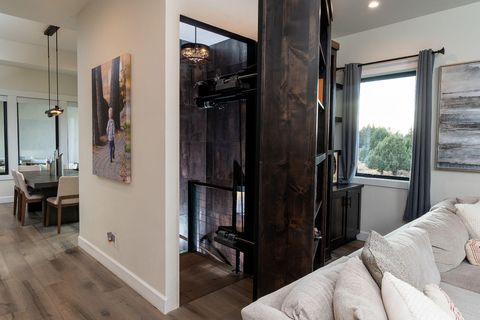 Tiny photo for 62825 Montara Drive, Bend, OR 97701 (MLS # 220215387)