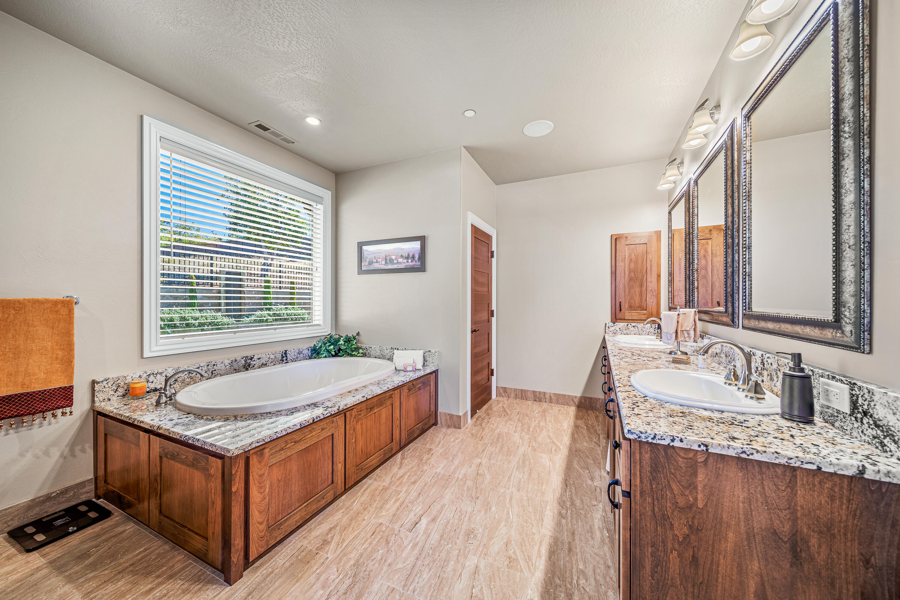 East Terrace Estates - Residential