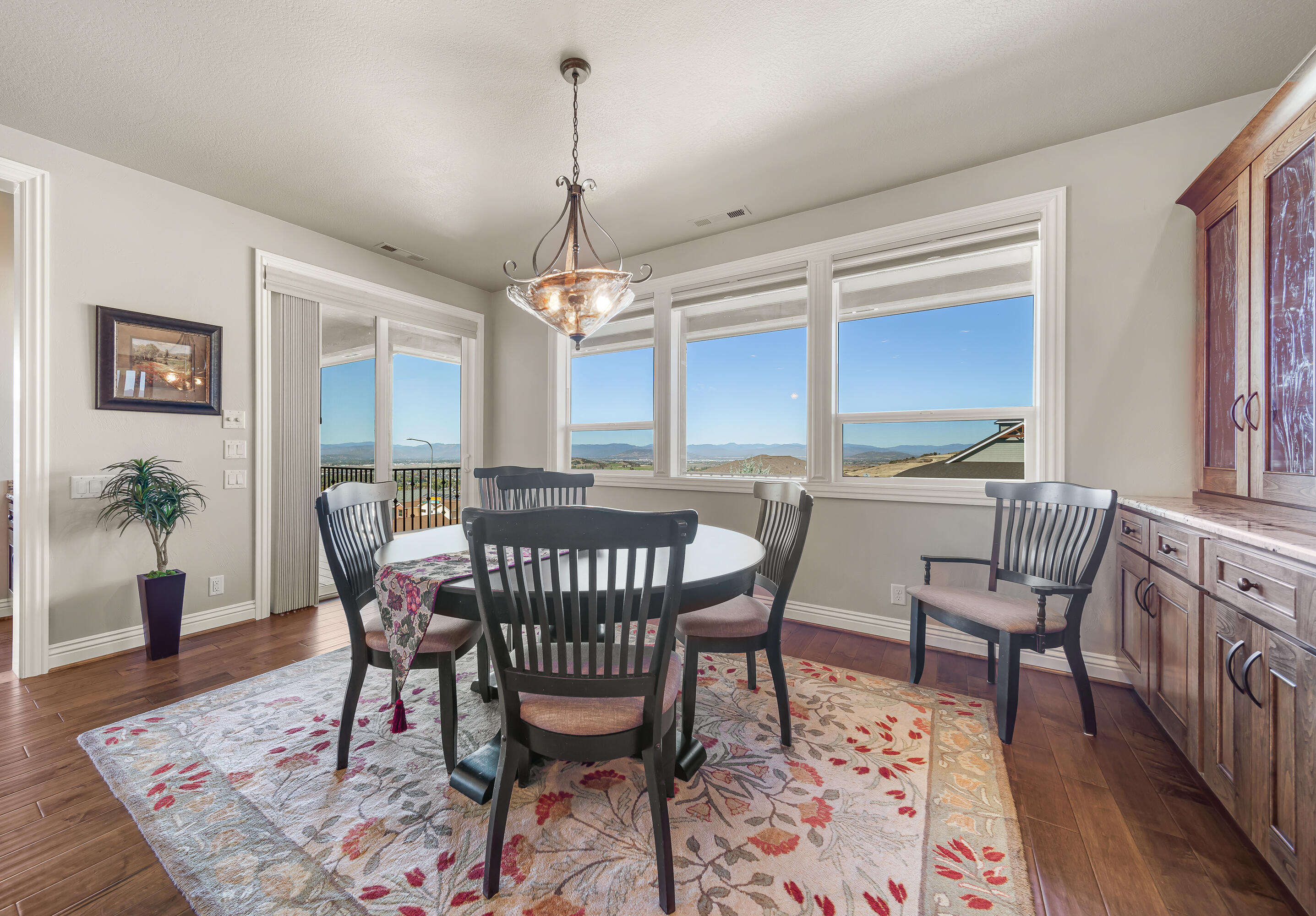 East Terrace Estates - Residential