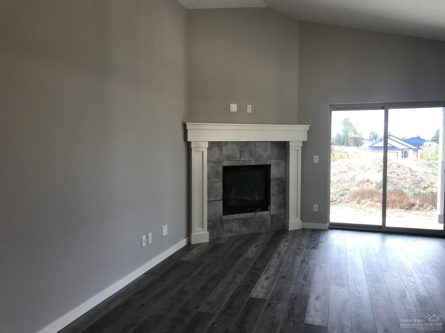 Fieldstone Crossing - Residential