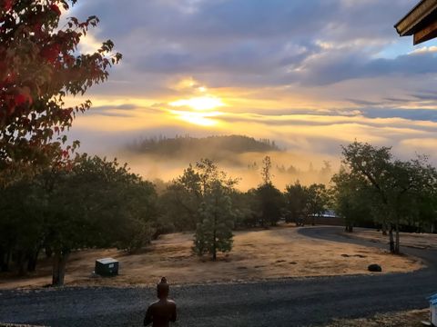 Tiny photo for 198 Flamingo Drive, Eagle Point, OR 97524 (MLS # 220212123)