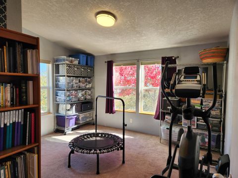 Tiny photo for 198 Flamingo Drive, Eagle Point, OR 97524 (MLS # 220212123)