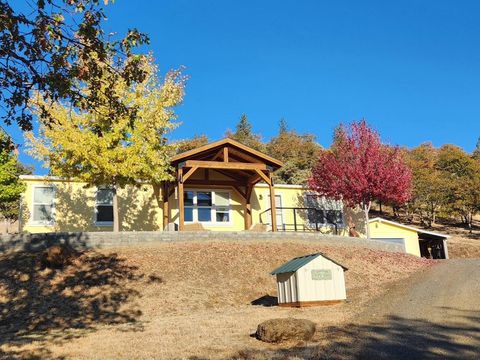 Tiny photo for 198 Flamingo Drive, Eagle Point, OR 97524 (MLS # 220212123)