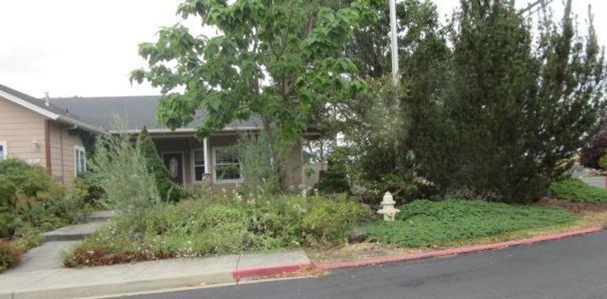 Custom home with loads of features including fireplaces, vaulted & coffer-ed ceilings, large gourmet kitchen, granite, custom mouldings & finished oversized garage. Enjoy wrap around porch.Large fenced backyard, with side gate. RV parking next to garage. Fannie Mae Homepath Property.