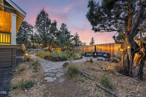 Tiny photo for 615 NW 89th Street, Redmond, OR 97756 (MLS # 220223671)