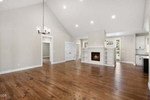 Tiny photo for 615 NW 89th Street, Redmond, OR 97756 (MLS # 220223671)