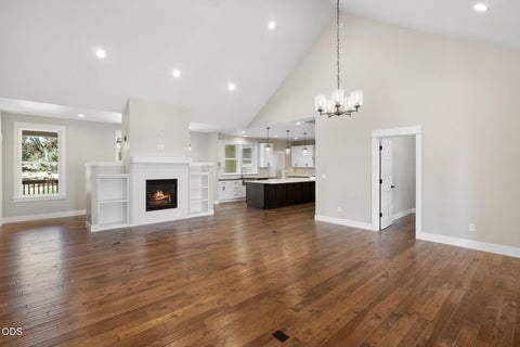 Tiny photo for 615 NW 89th Street, Redmond, OR 97756 (MLS # 220223671)