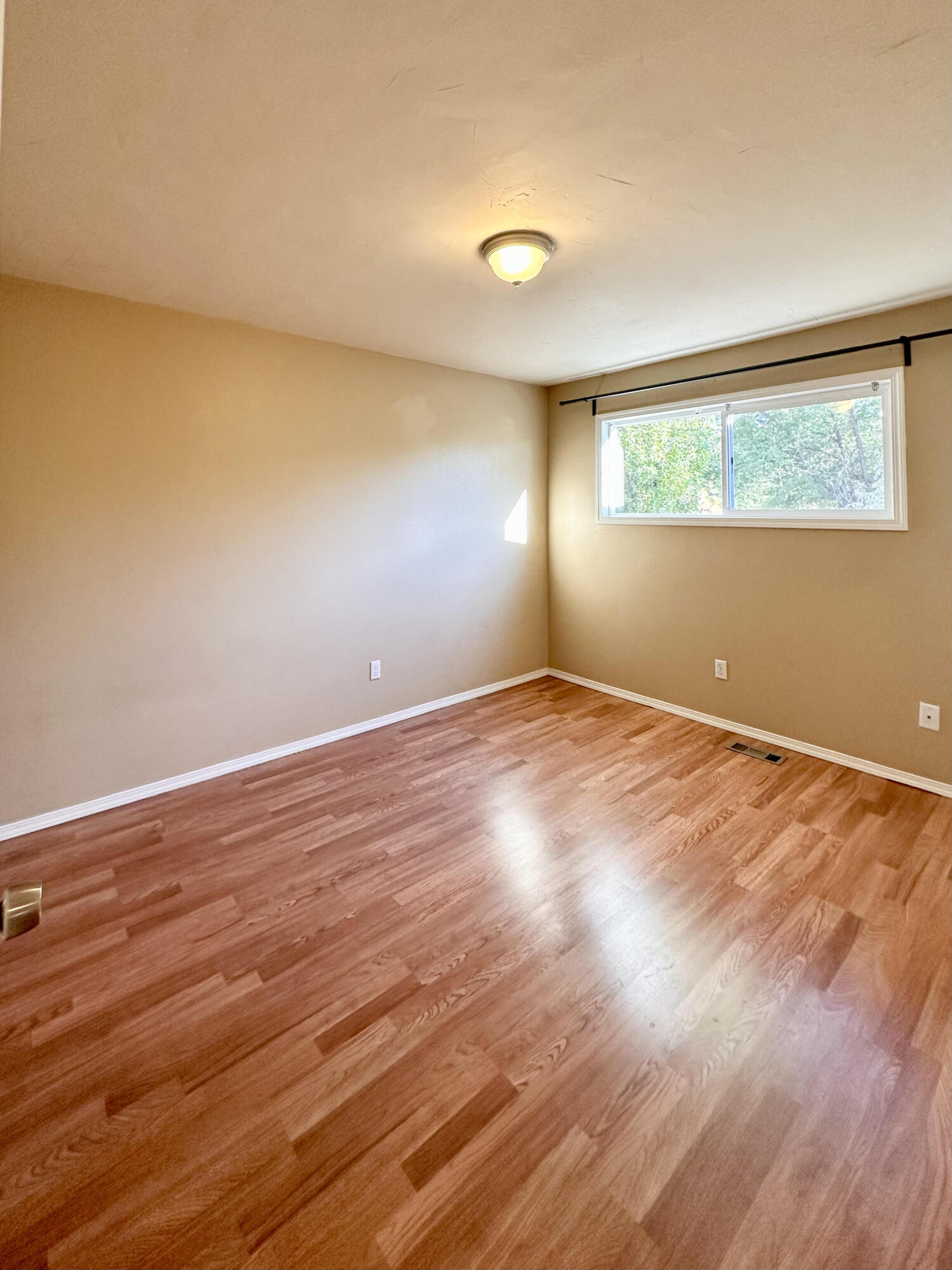 Klamath Falls -Buena Vista Addition - Residential Income