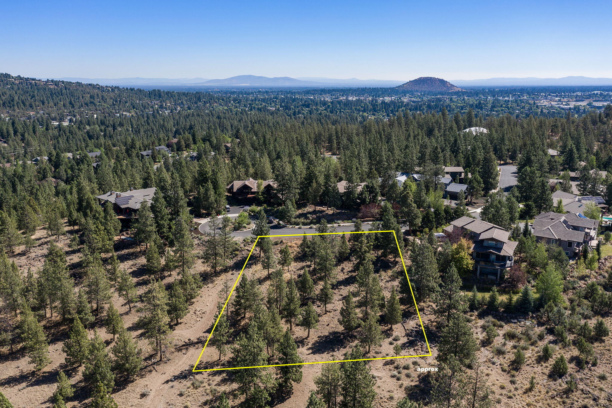 Skyliner Summit - Land