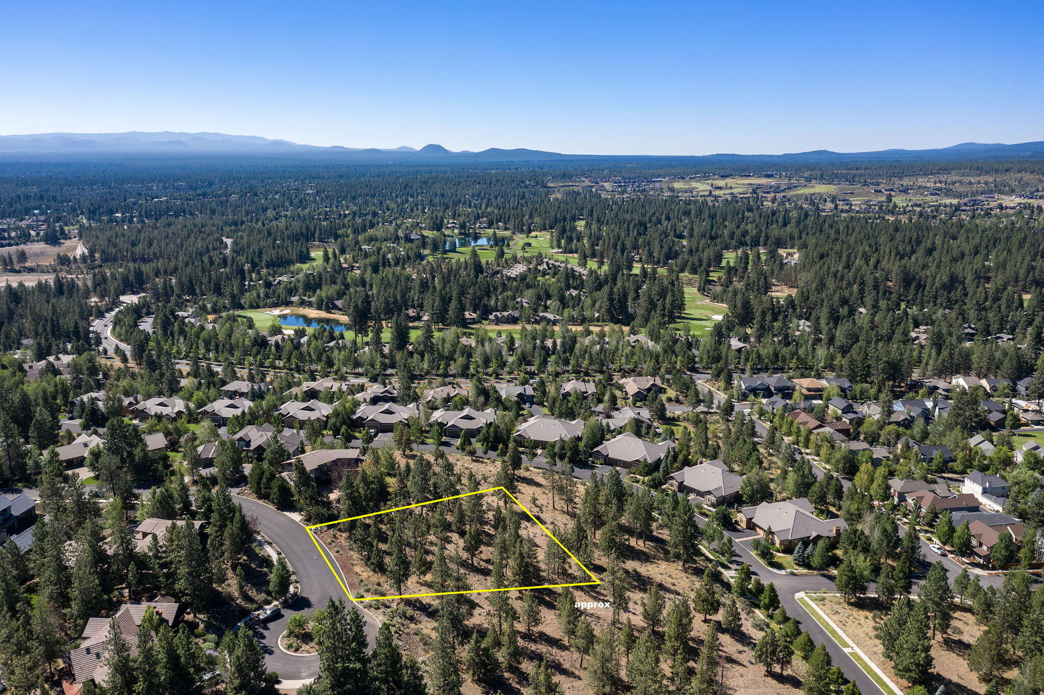 Skyliner Summit - Land