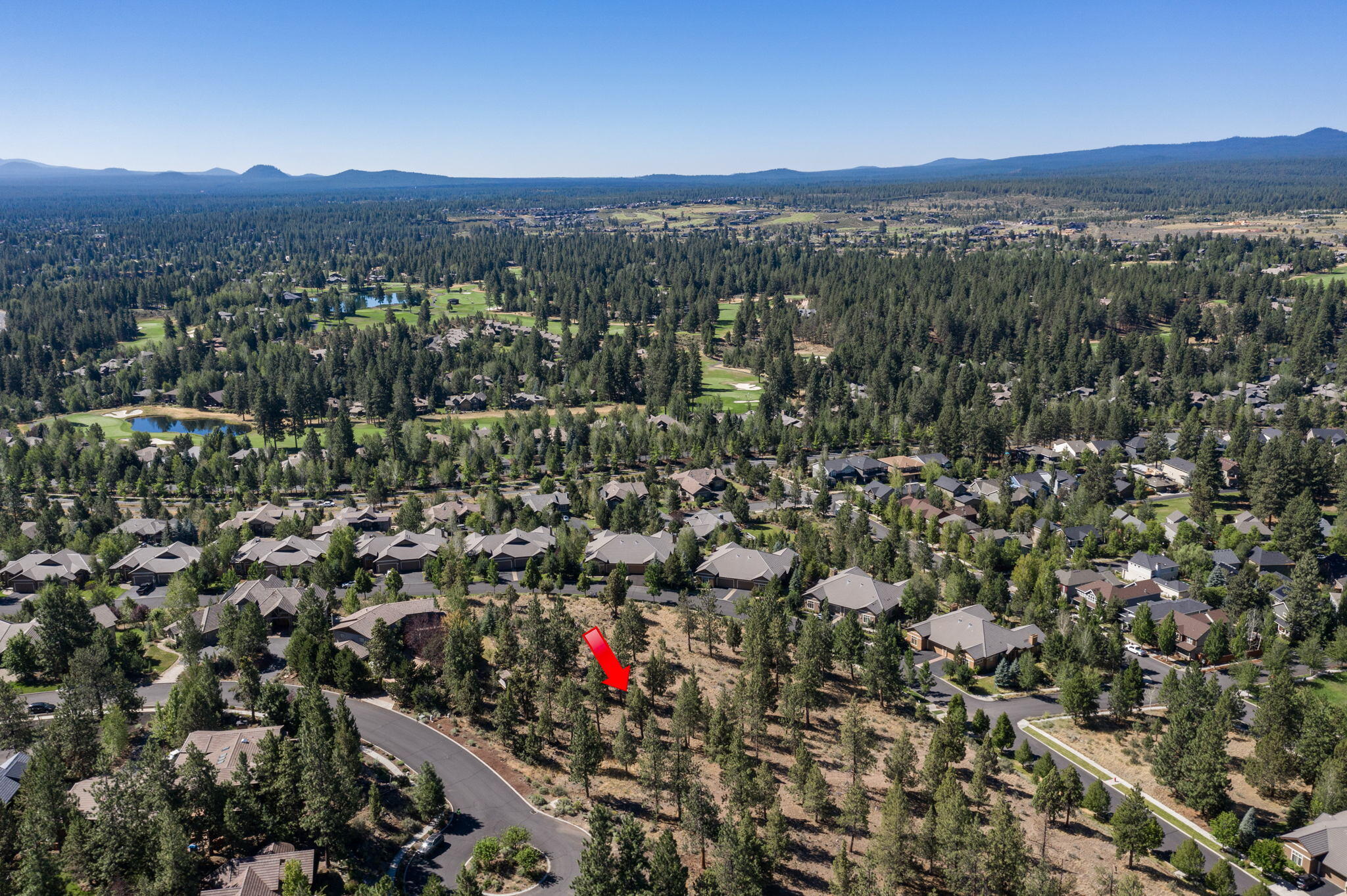 Skyliner Summit - Land