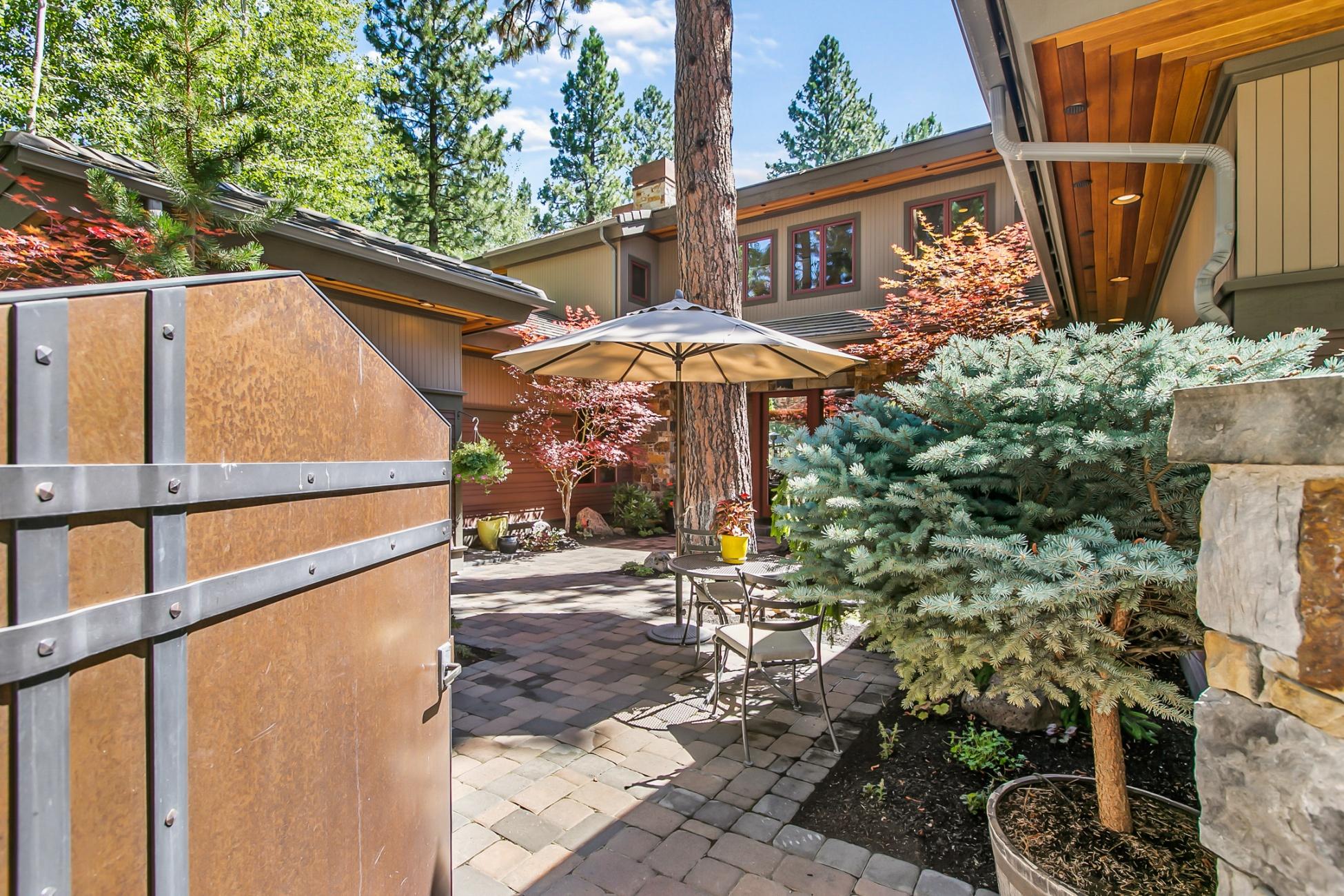 Broken Top - Residential