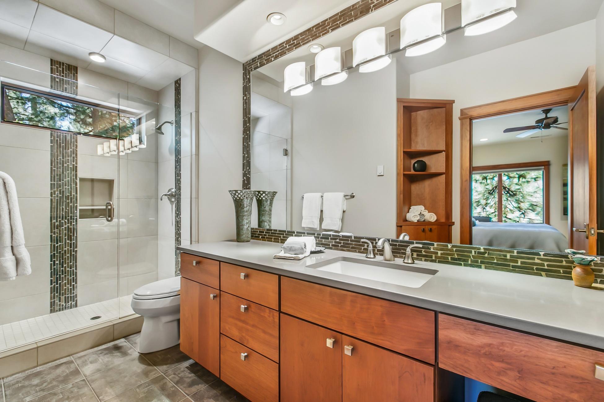 Broken Top - Residential