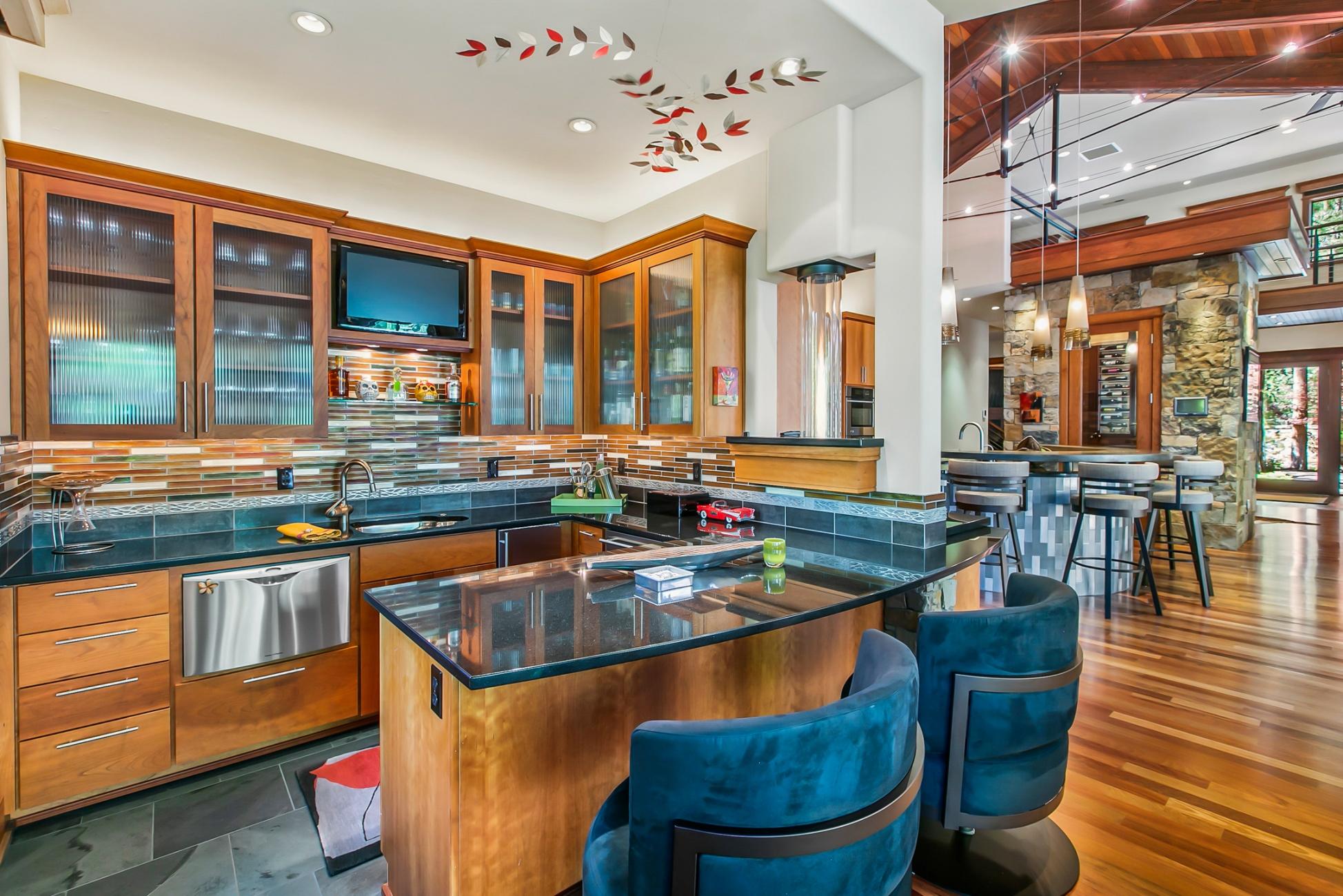 Broken Top - Residential