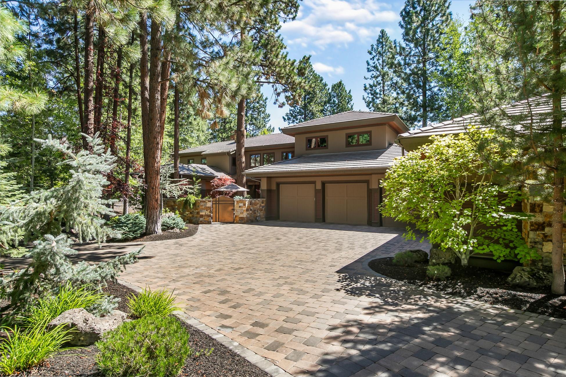 Broken Top - Residential