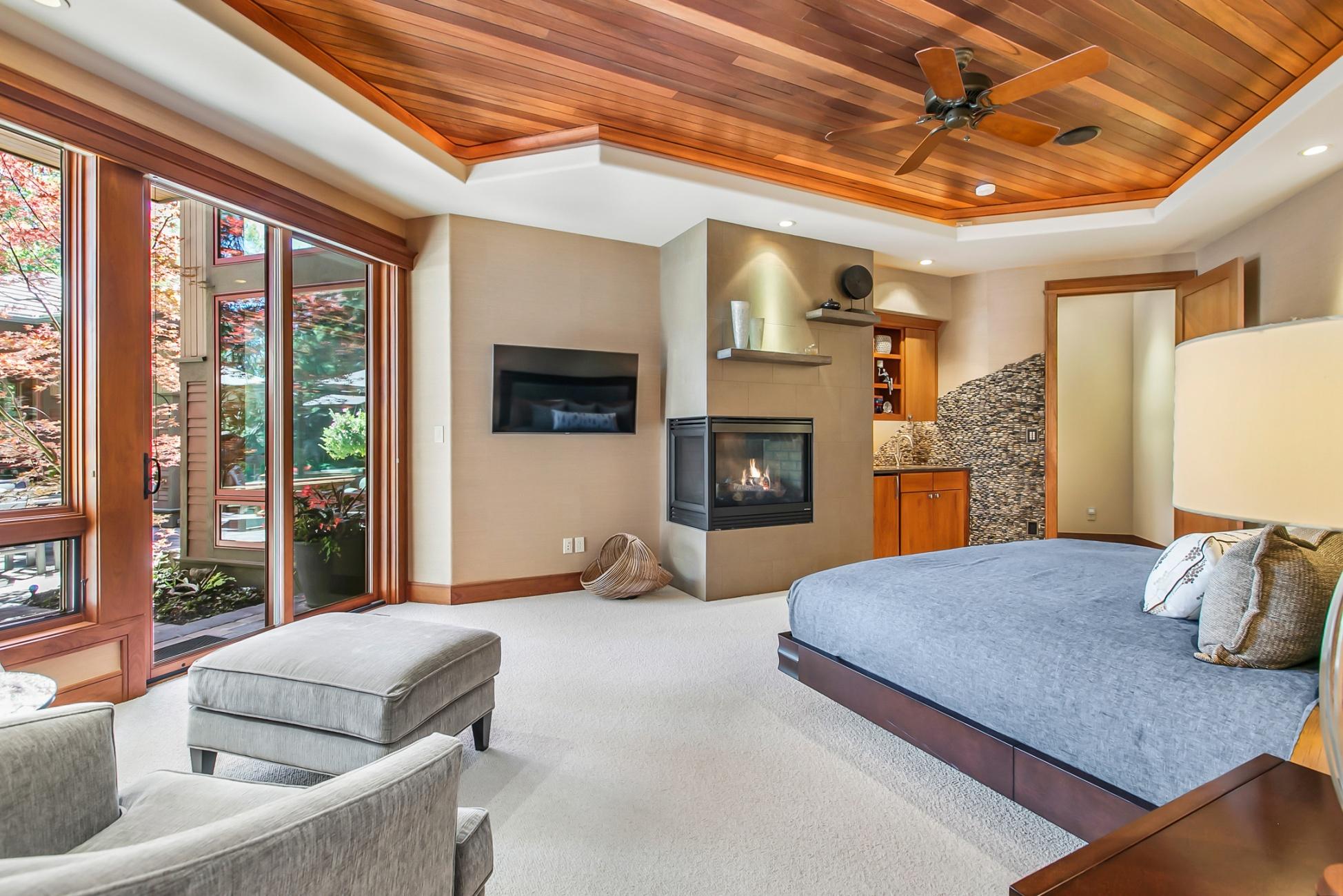 Broken Top - Residential