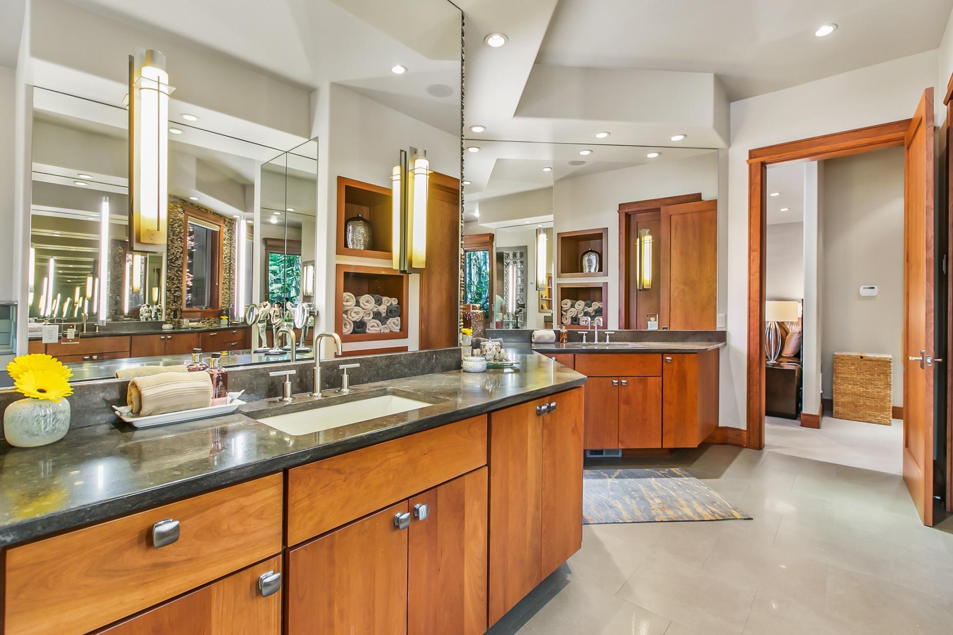 Broken Top - Residential