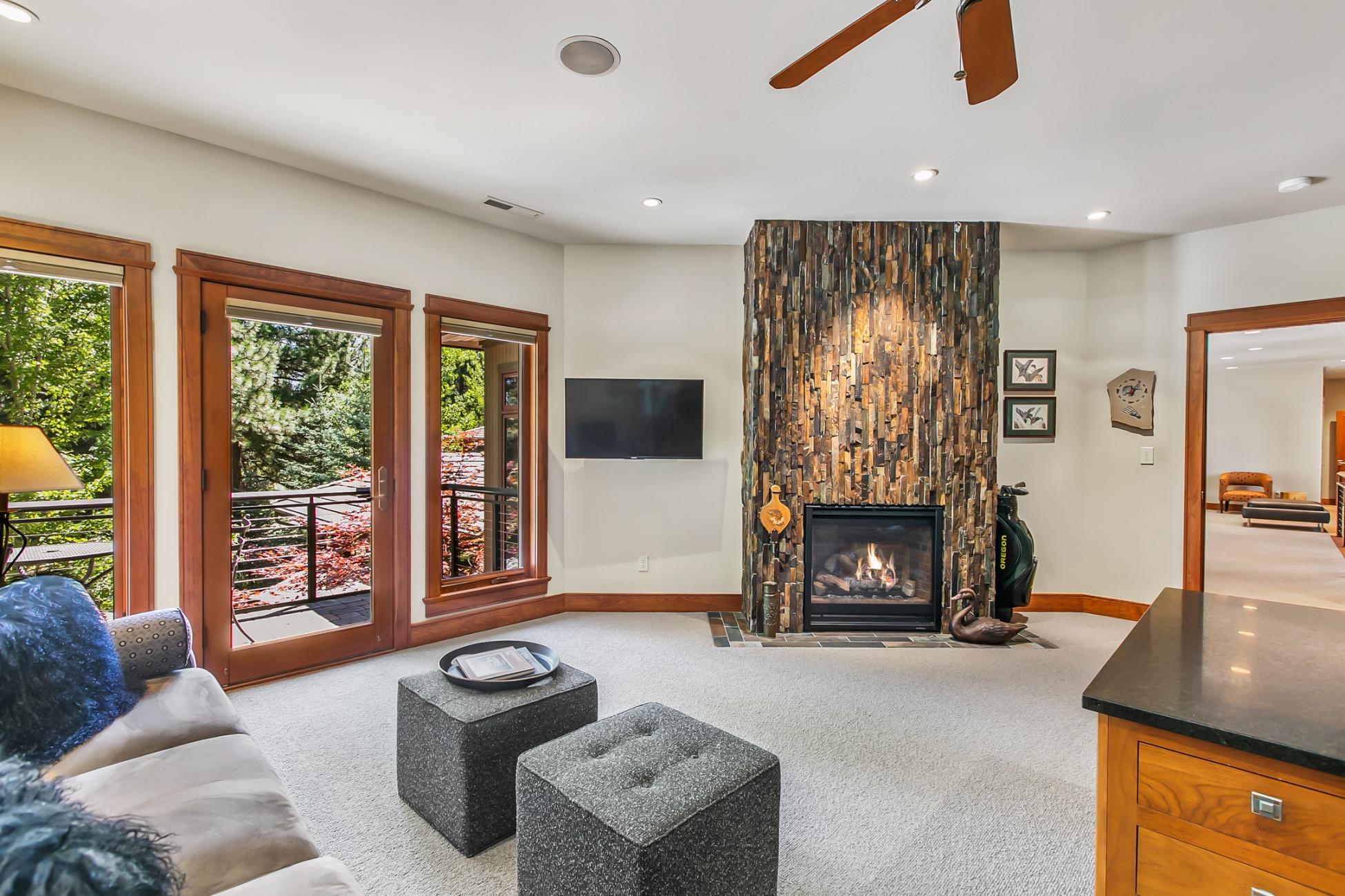 Broken Top - Residential