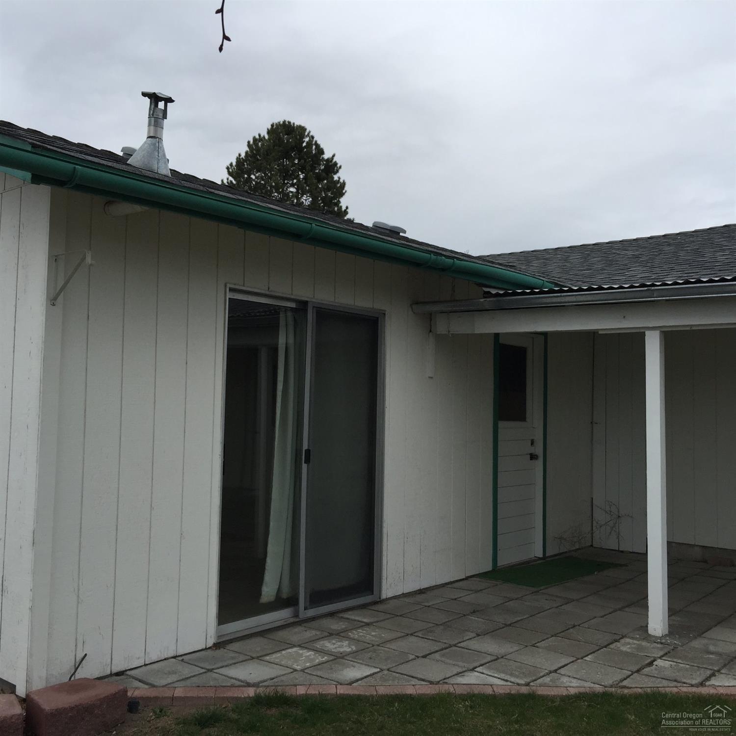 Hillcrest J - Residential