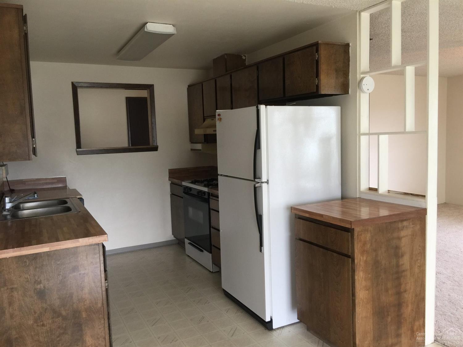 Hillcrest J - Residential