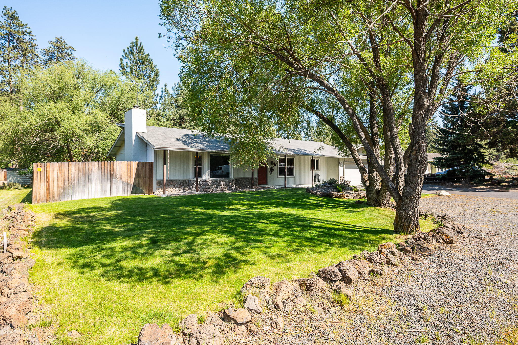 60812 Goldenrain Drive