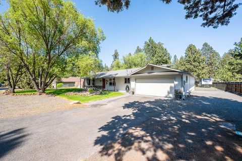 60812 Goldenrain Drive Bend OR 97702